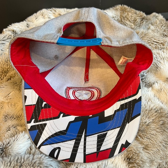 $8 when you bundle - Marvel Captain America Hat - Kids 4-7 Yr - Bundle Discount - Picture 3 of 7
